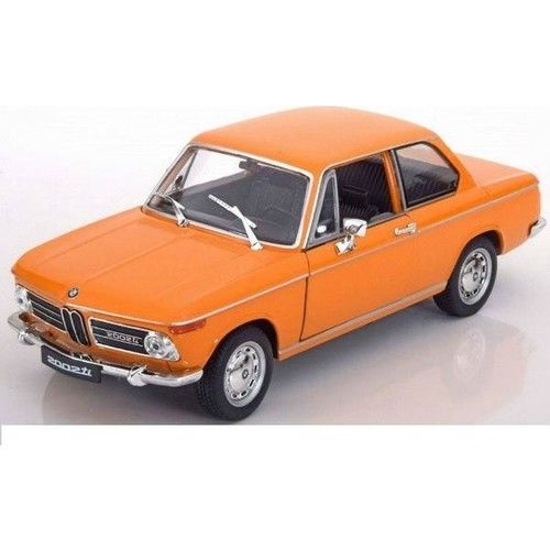 KT-24053 WELLY DIECAST BMW 2002 TI 12